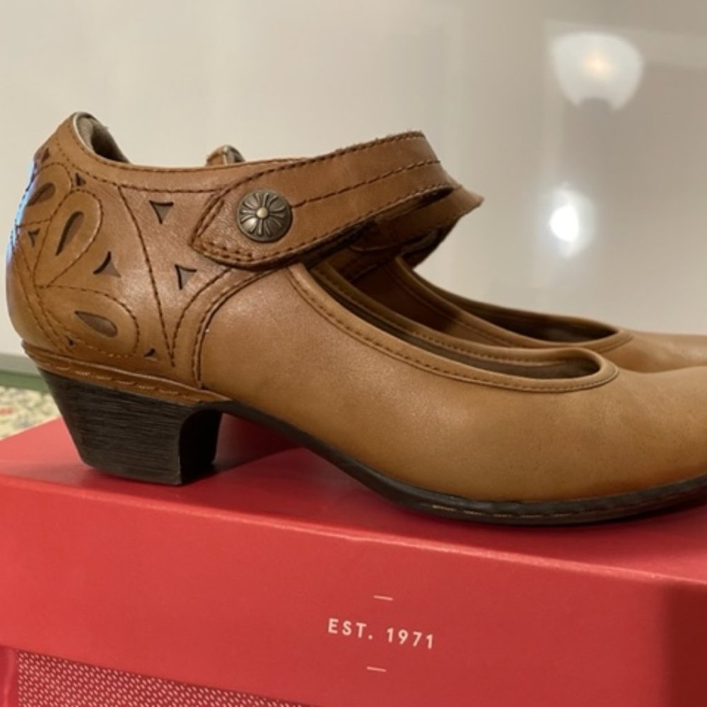 Rockport Cobb Hill Abbott Ankle Strap Pump Shoes (Mary Jane), Size 7.5 M, Tan